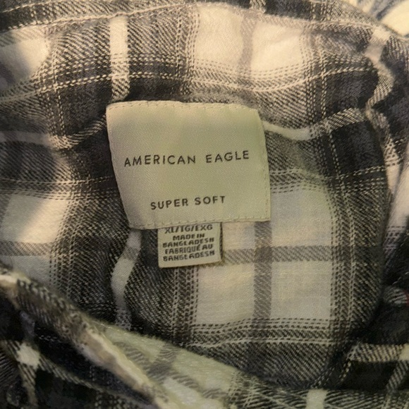 Men’s American Eagle Flannel - Picture 3 of 3